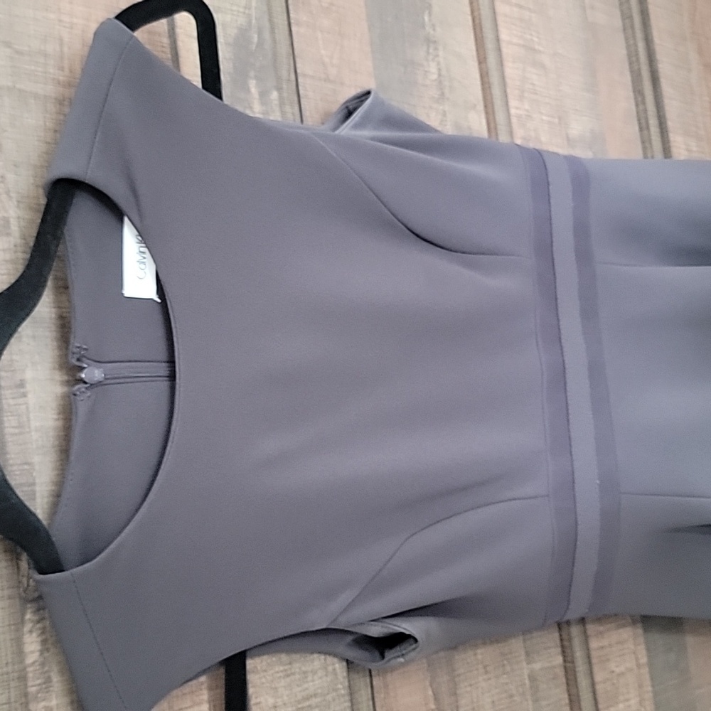 Calvin Klein Elegant Gray Midi Dress